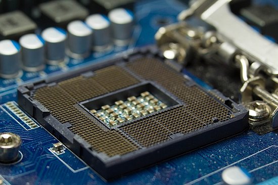 Intel выпустит 18-ядерный процессор